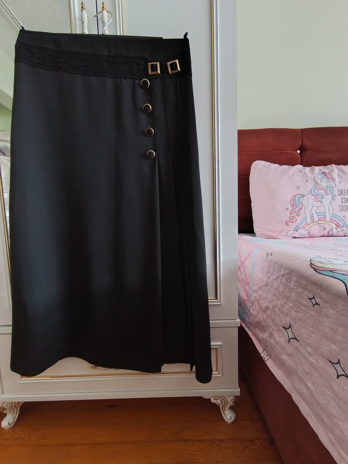 Düğmeli Siyah Uzun Kadın Etek 42 beden - Görsel 5