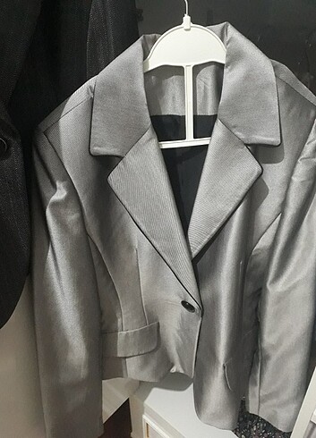 38 Bayan ceket üçünün fiyatı - Görsel 7