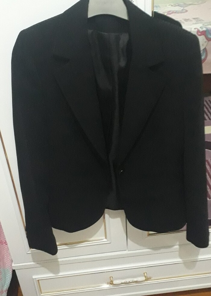 38 Bayan ceket üçünün fiyatı - Görsel 2