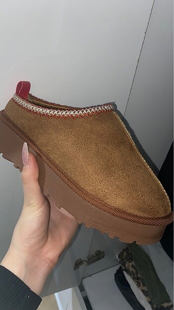 Ugg terlik