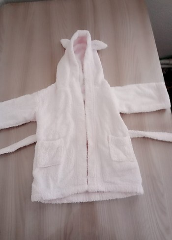 Kız Çocuk Beyaz Peluş Bornoz Kapüşonlu - Görsel 2