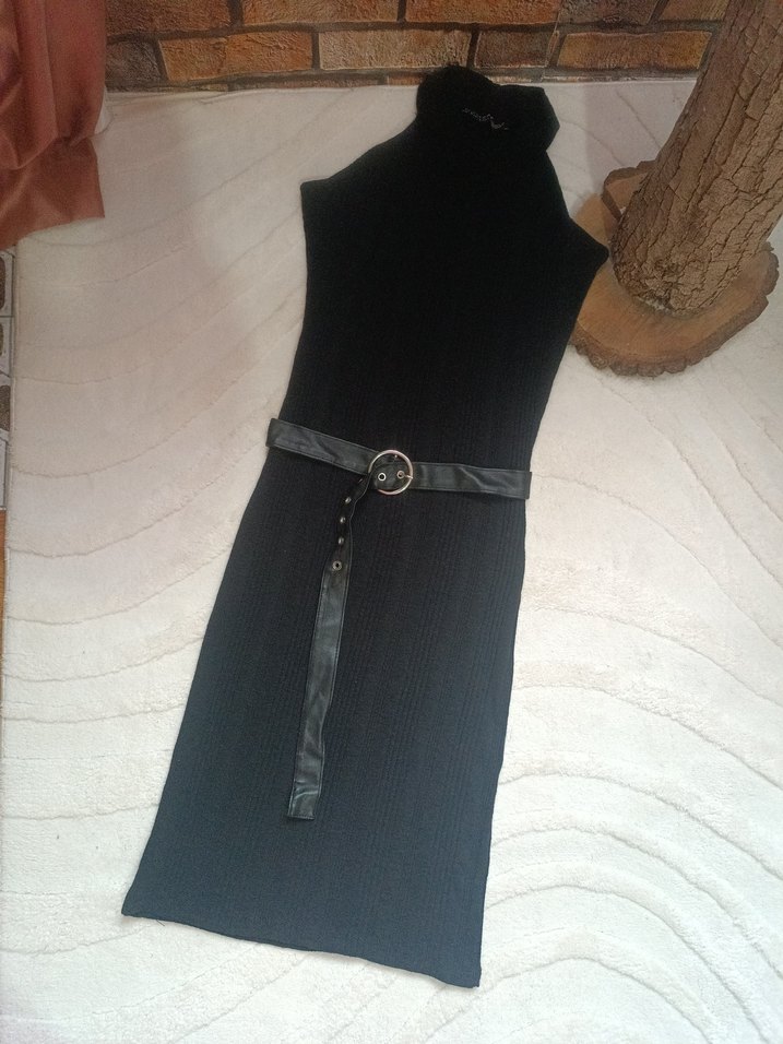 Kadın Siyah Uzun Goth Kemerli Elbise(deri kemer ile birlikte) - Görsel 2