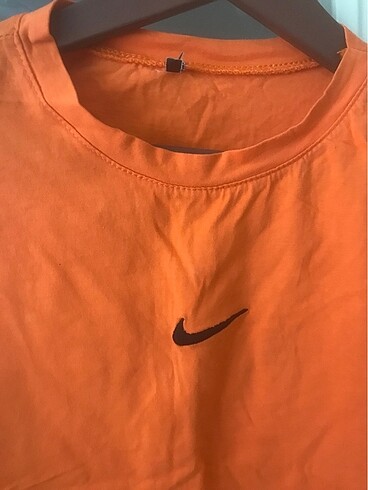 Nike Turuncu Mini Tişört