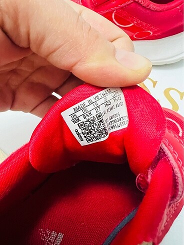 27 Beden kırmızı Renk Adidas mickey mause