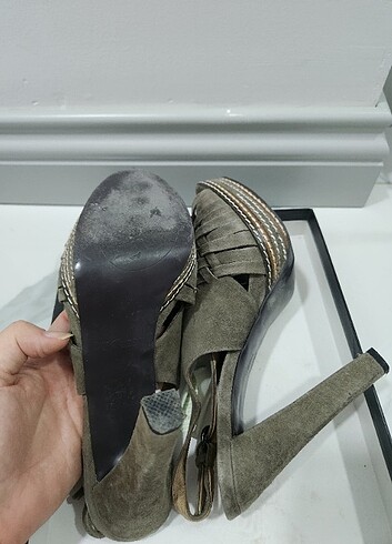 Yüksek topuk sandalet - Görsel 6