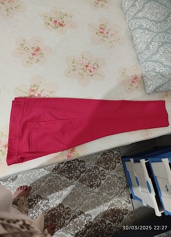 Pembe kumaş pantolon