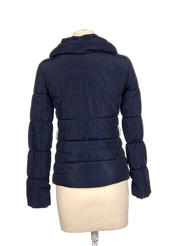 34 Beden H&M Mont %70 İndirimli.