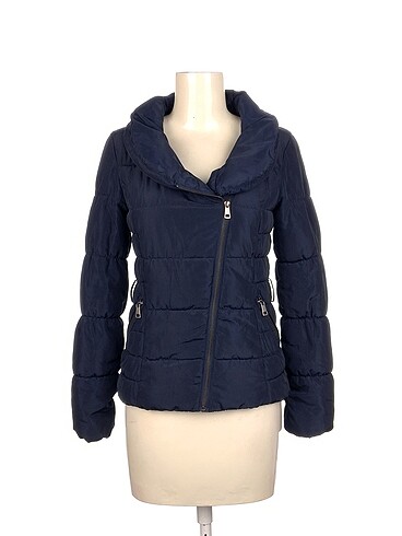 H&M Mont %70 İndirimli.
