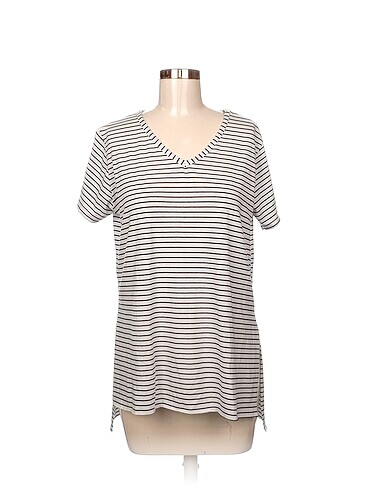 Diğer T-shirt %70 İndirimli.