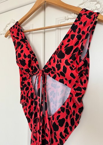 Kırmızı Bağlama Modelli Leopar Desenli Mayokini - Görsel 8