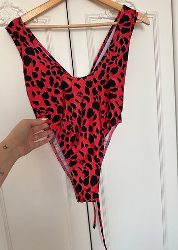 Kırmızı Bağlama Modelli Leopar Desenli Mayokini - Görsel 12