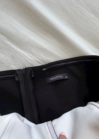 Siyah Beyaz Straplez Crop Büstiyer - Görsel 7