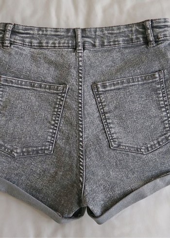H&M Kadın Gri Yüksek Bel İnce Denim Şort - Görsel 7