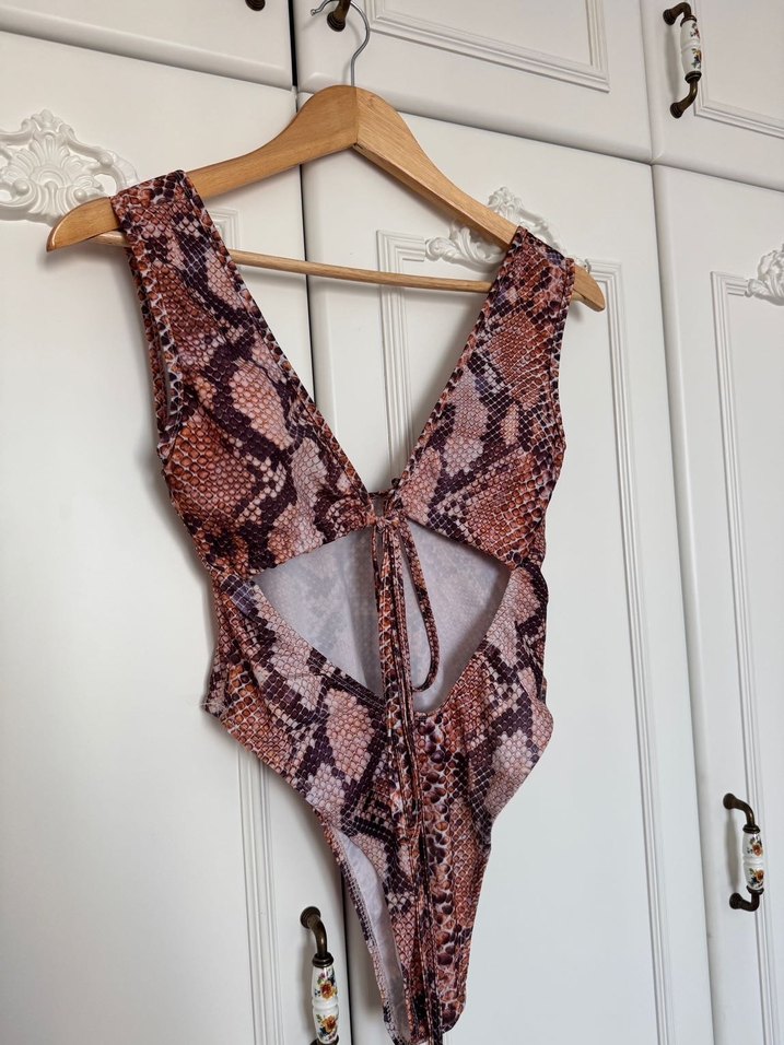 Kahverengi Yılan Desenli Mayokini - Görsel 3