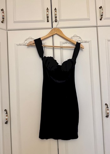 Siyah Düşük Askılı Straplez Kadife Kalem Mini Elbise - Görsel 5