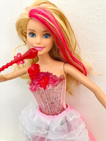 Barbie Barbie Dreamtopia Çilek Prensesi