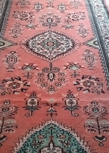 Pastel Renkli Desenli Geleneksel Halı