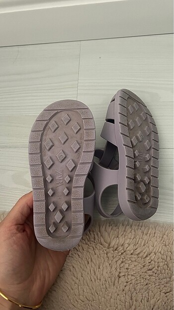 24 Beden Zara çocuk sandalet