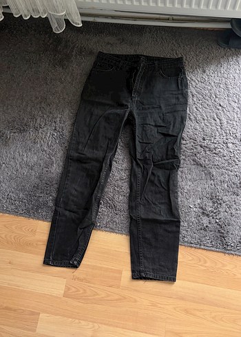 Trendyol & Milla Siyah Dar Kesim Denim Pantolon