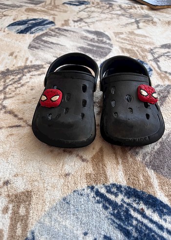 22 Beden siyah Renk Erkek Çocuk Siyah Kaydırmaz Terlik