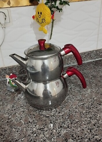 Çelik çaydanlık 