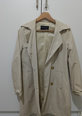 Düğmeli Bej Kadın Trençkot - Görsel 2