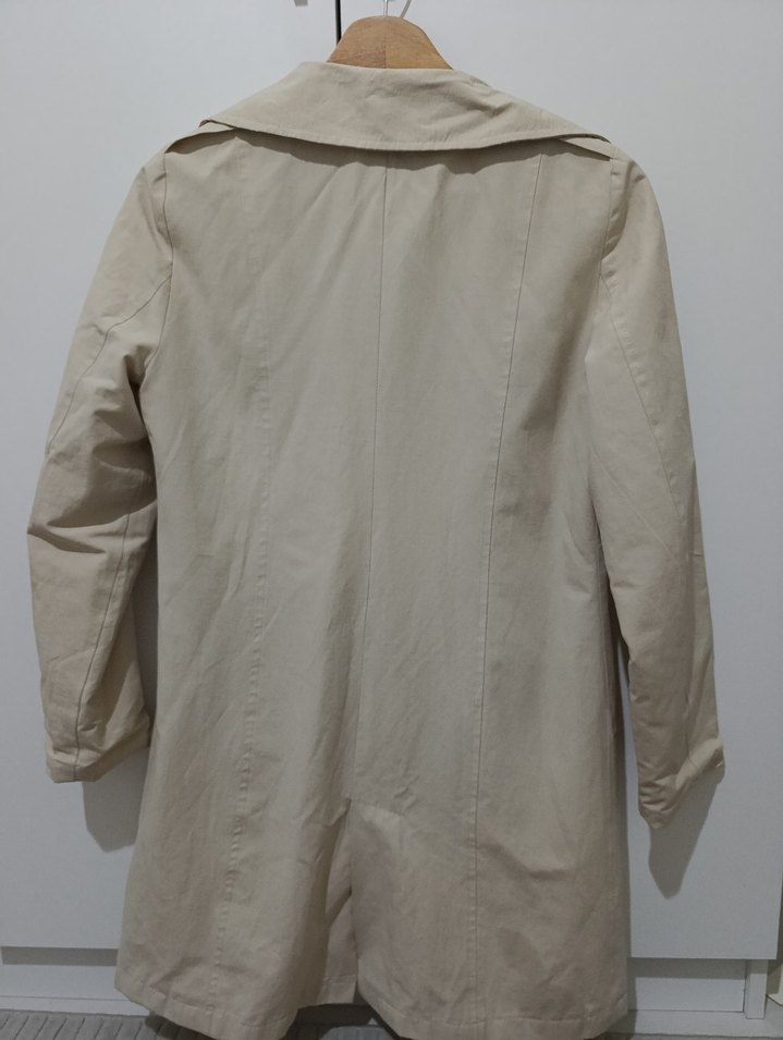 Düğmeli Bej Kadın Trençkot - Görsel 3