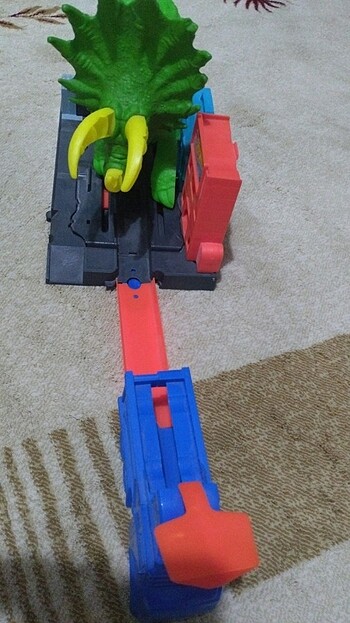  Beden Renk HotWheels dinazor