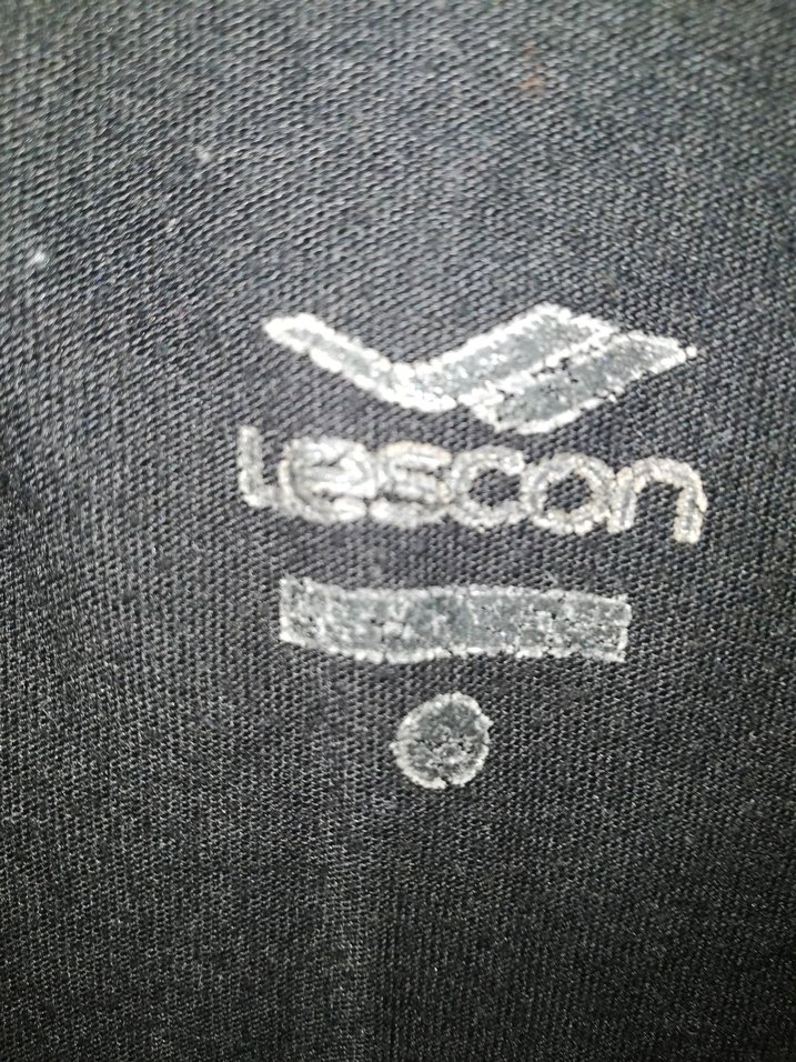 Siyah V Yaka Kısa Kollu Basic Tişört - Görsel 4