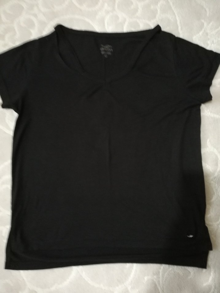 Siyah V Yaka Kısa Kollu Basic Tişört - Görsel 3