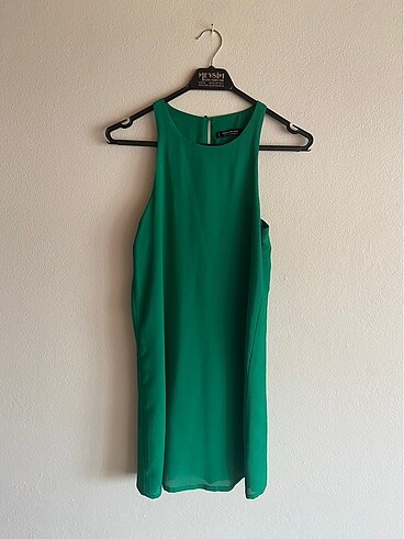 Yeşil sıfır kol elbise