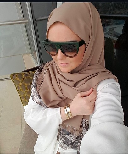 Gülsüm Elkatroushi Medine İpek Şal
