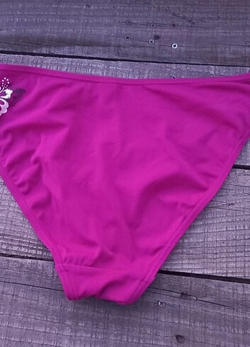 Diğer Bikini altı