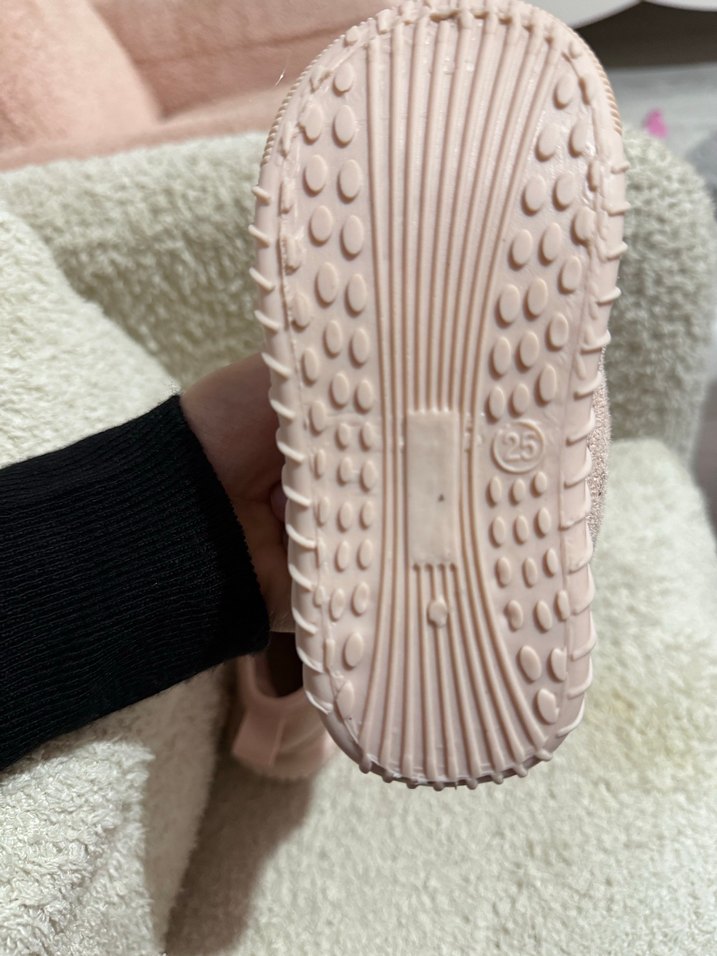 Kız Çocukları için Pembe Sıcak Terlik - Görsel 3