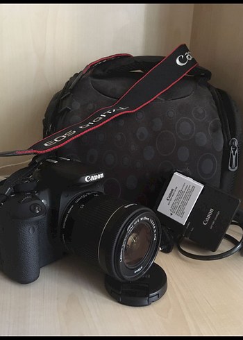 Canon EOS 700D Dijital Siyah Fotoğraf Makinesi - Görsel 6