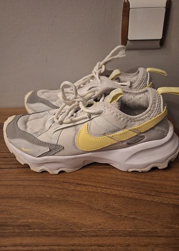 nike ayakkabi