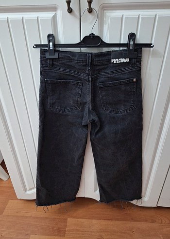 Kadın Siyah Geniş Kesim Midi Kot Pantolon - Görsel 3