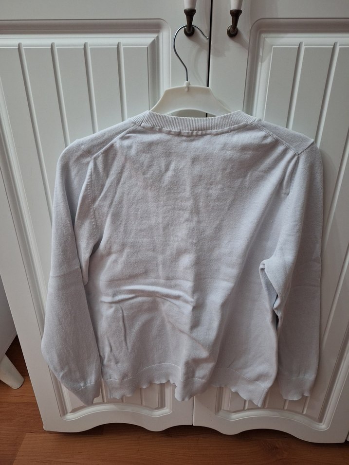 V Yaka Beyaz Kadın Keten Kazak - Görsel 3