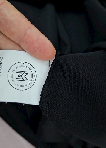 Siyah Kapüşonlu Fermuarlı Kadın Sweatshirt - Görsel 5