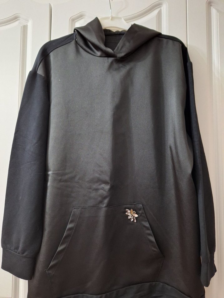 Siyah Kapüşonlu Fermuarlı Kadın Sweatshirt - Görsel 2