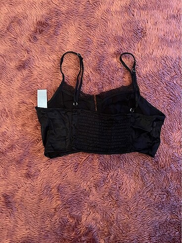 Bershka Beşkaya büstiyer