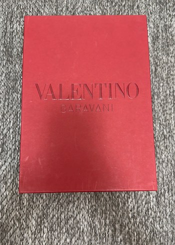 Valentino Garavani Kirmizi Kutu