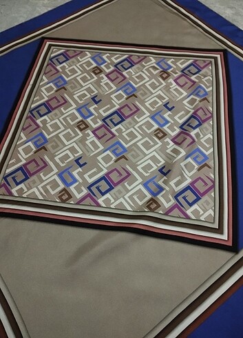 Armine Silkhome ipek eşarp