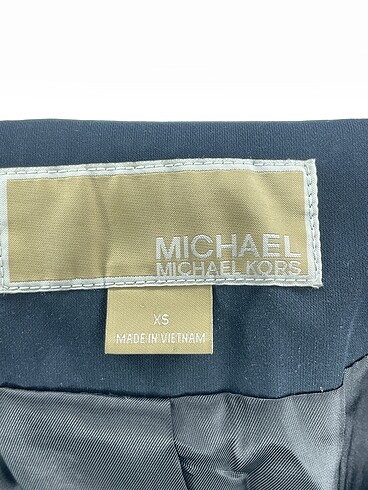 xs Beden çeşitli Renk Michael Kors Trenchcoat %70 İndirimli.