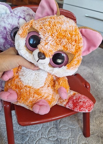 Beden Renk gözünde çizik var tanesi 550 tl dir büyük boy yoohoo marka