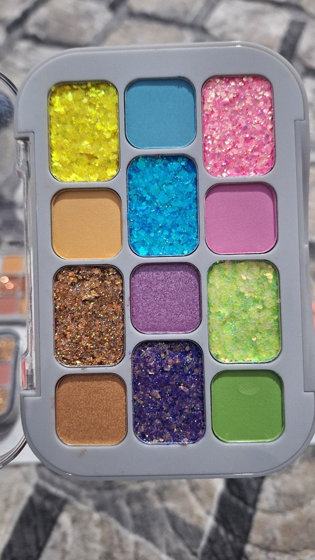 MOV Çok Renkli Parlak Far Paletleri - Görsel 4