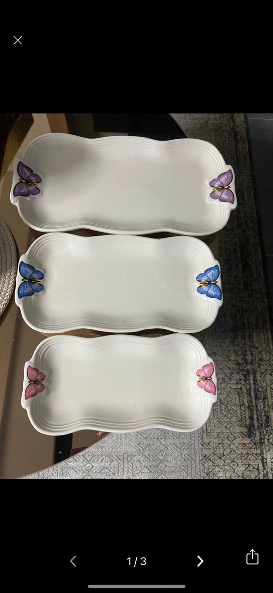 Renkli Kelebek Detaylı Beyaz Servis Tabağı - Görsel 3