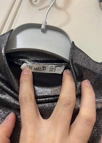 Parlak Gri Metalik Deri Balıkçı Yaka Bluz - Görsel 4