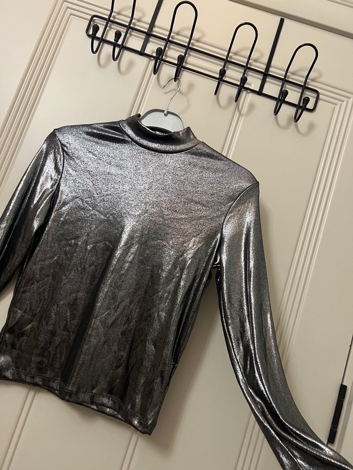 Parlak Gri Metalik Deri Balıkçı Yaka Bluz - Görsel 2