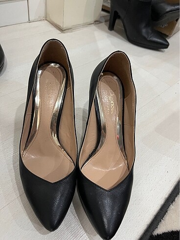 37 Beden siyah Renk Stiletto
